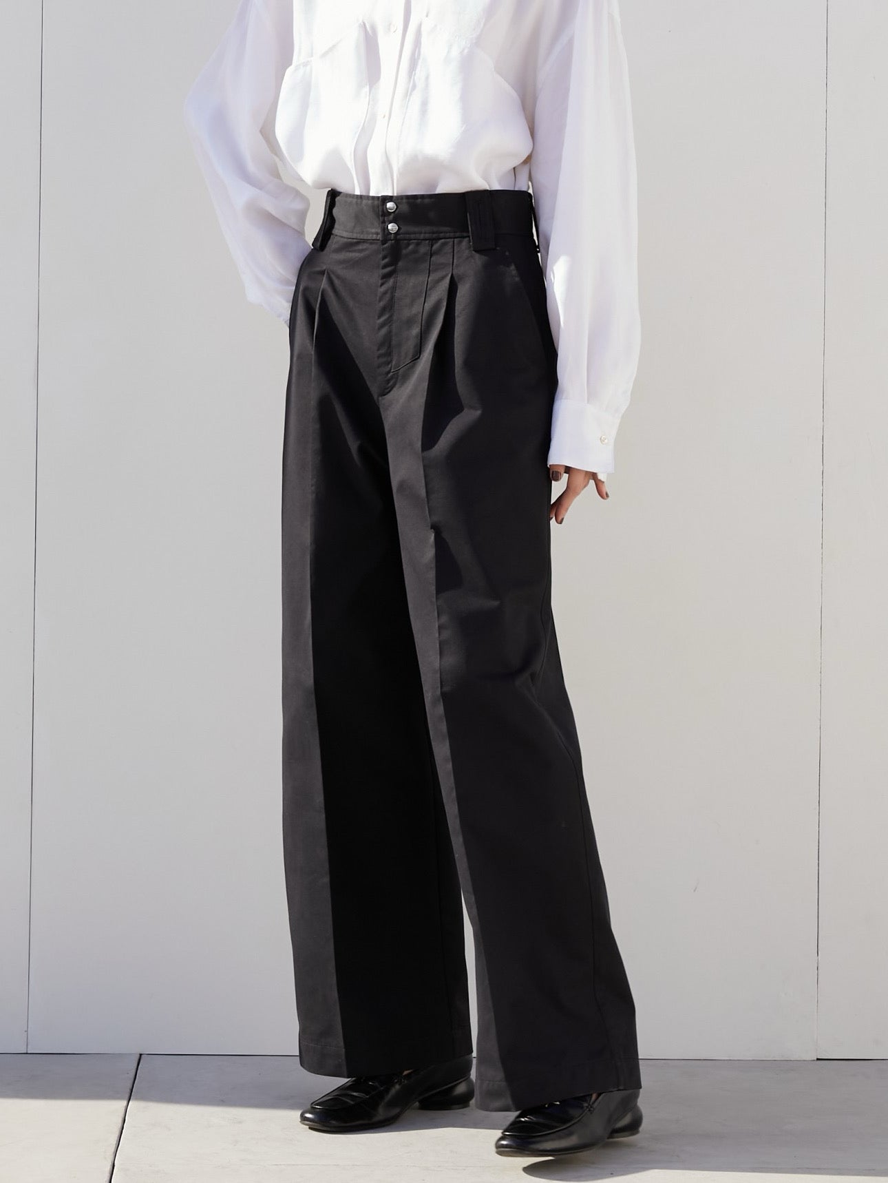 semi wide center press pants – LA PEAU DE GEM