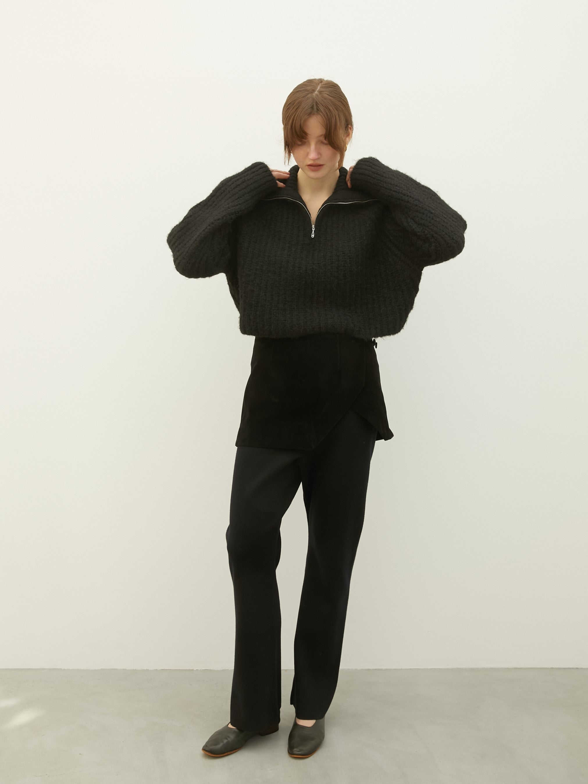 high neck short knit – LA PEAU DE GEM