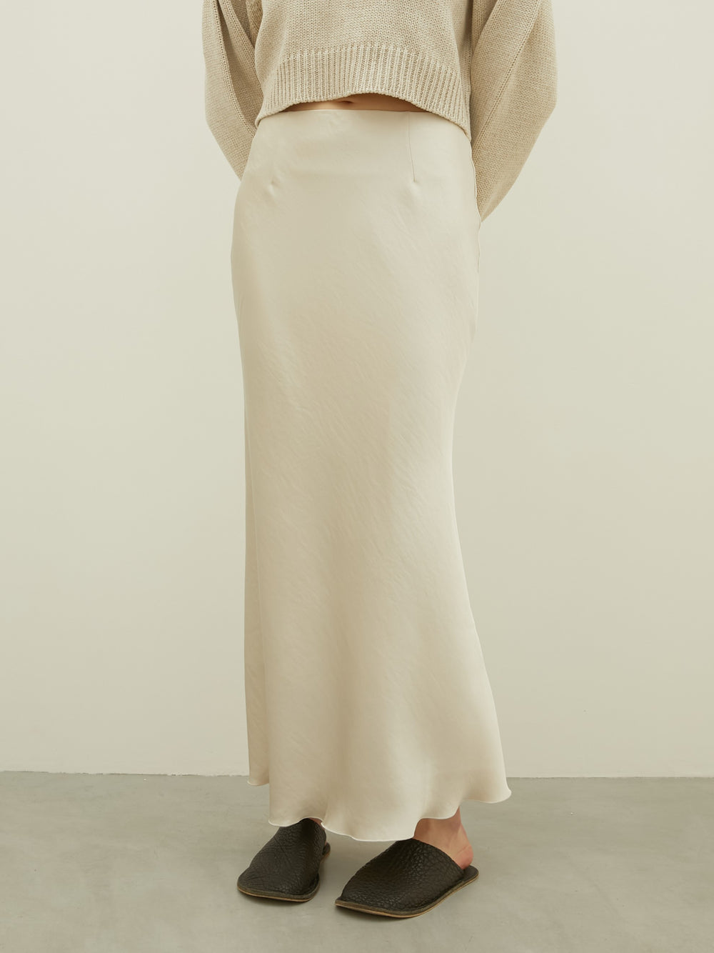 [SALE]no slit satin skirt
