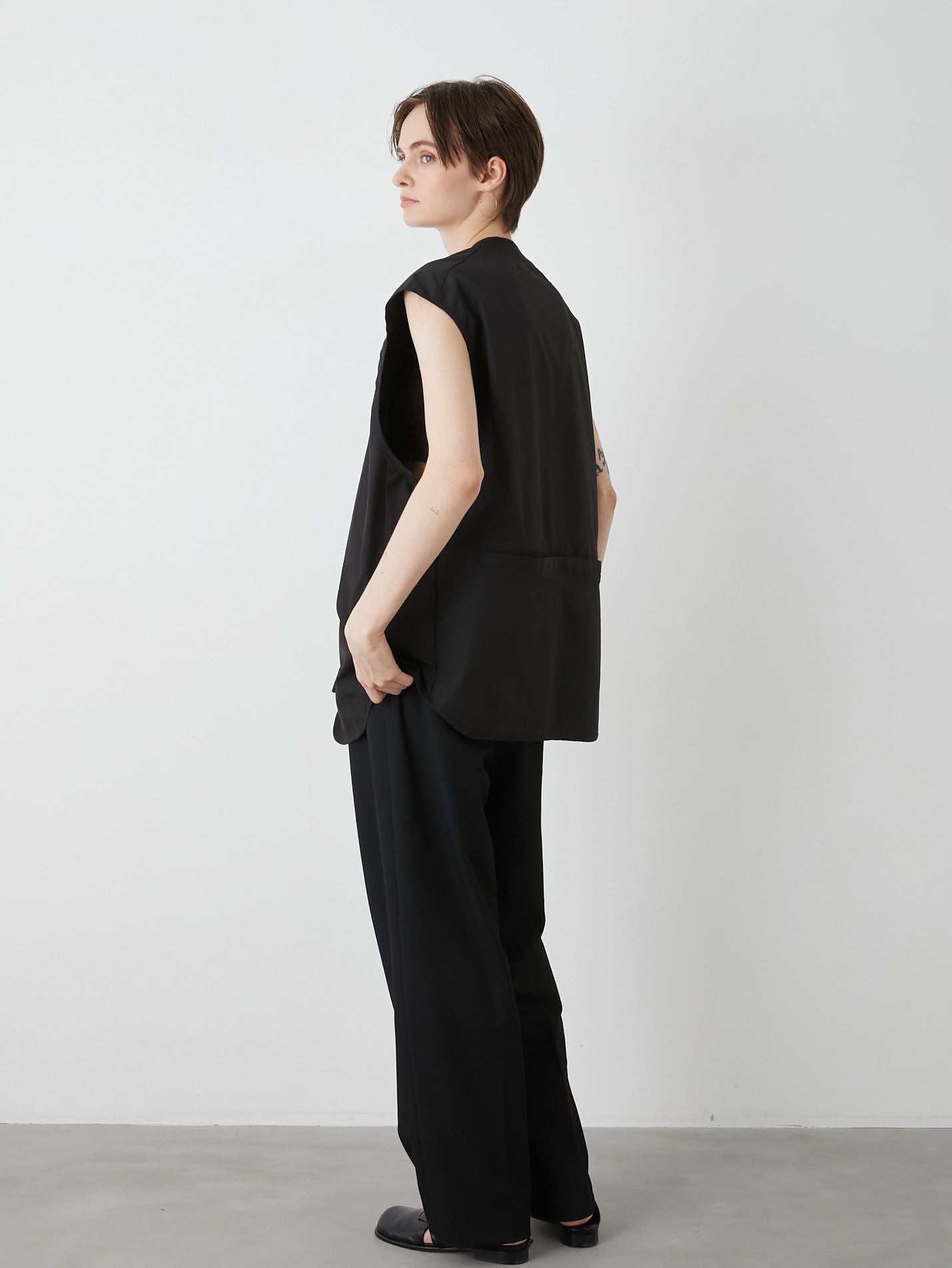 lapeaudegem ラポドゥジェム fisher pocket vest lapeaudegem ラポドゥジェム fisher pocket vest トップス