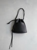 [予約]GEM KNOT DRAWSTING LEATHER BAG