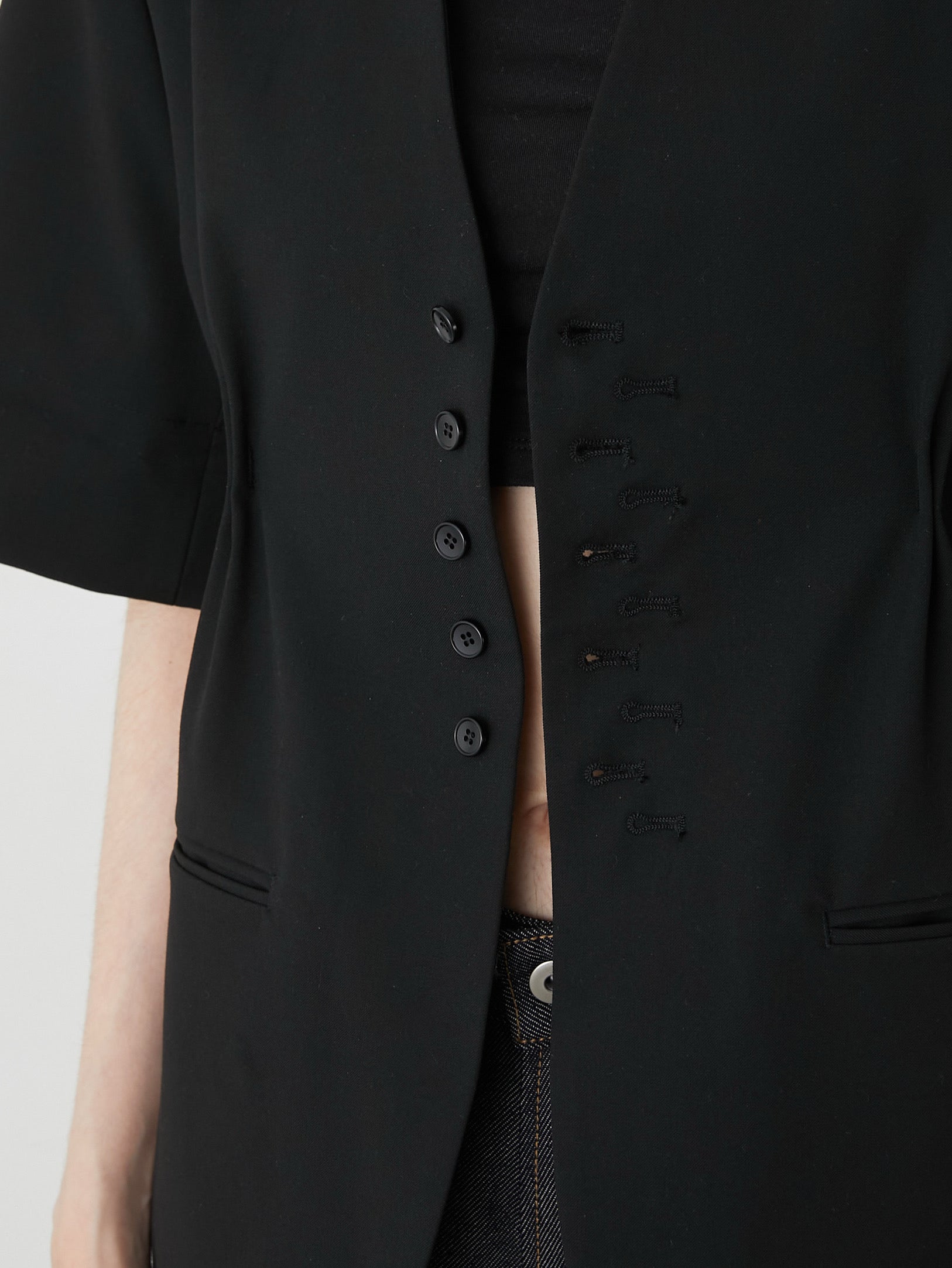 halfsleeve hole jacket – LA PEAU DE GEM