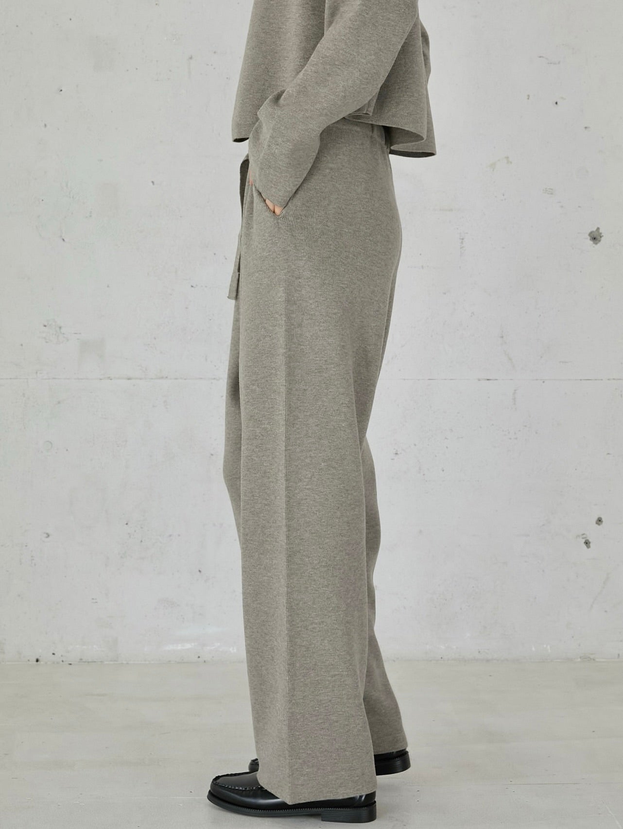 antipilling knit pants – LA PEAU DE GEM