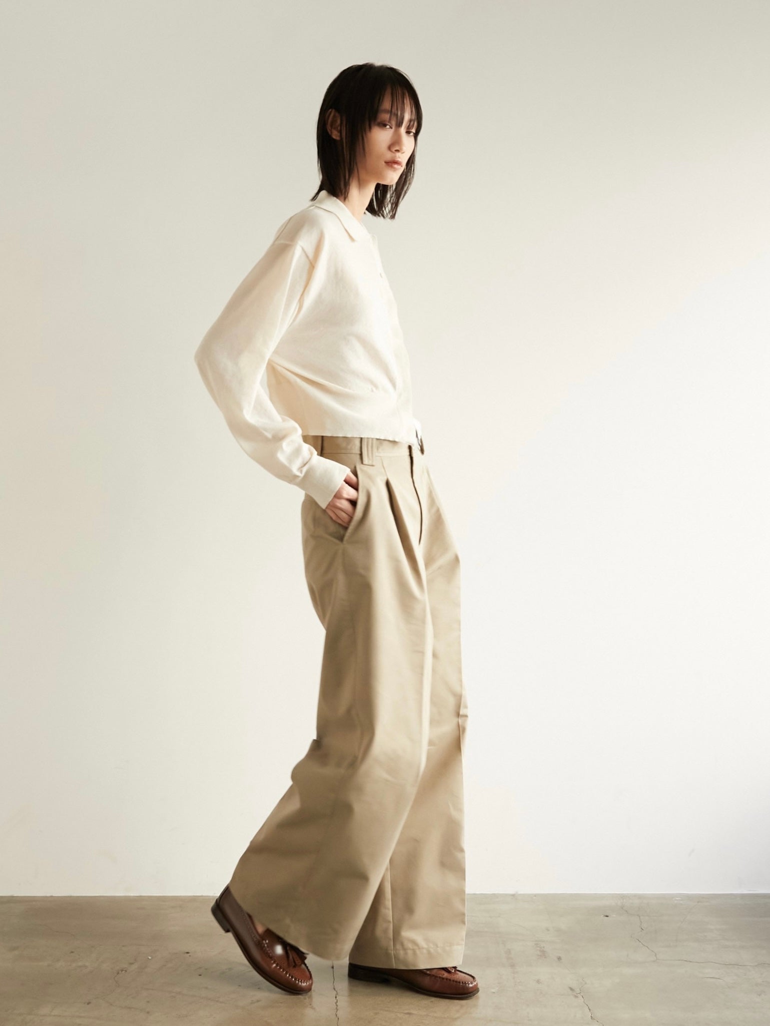 semi wide center press pants – LA PEAU DE GEM