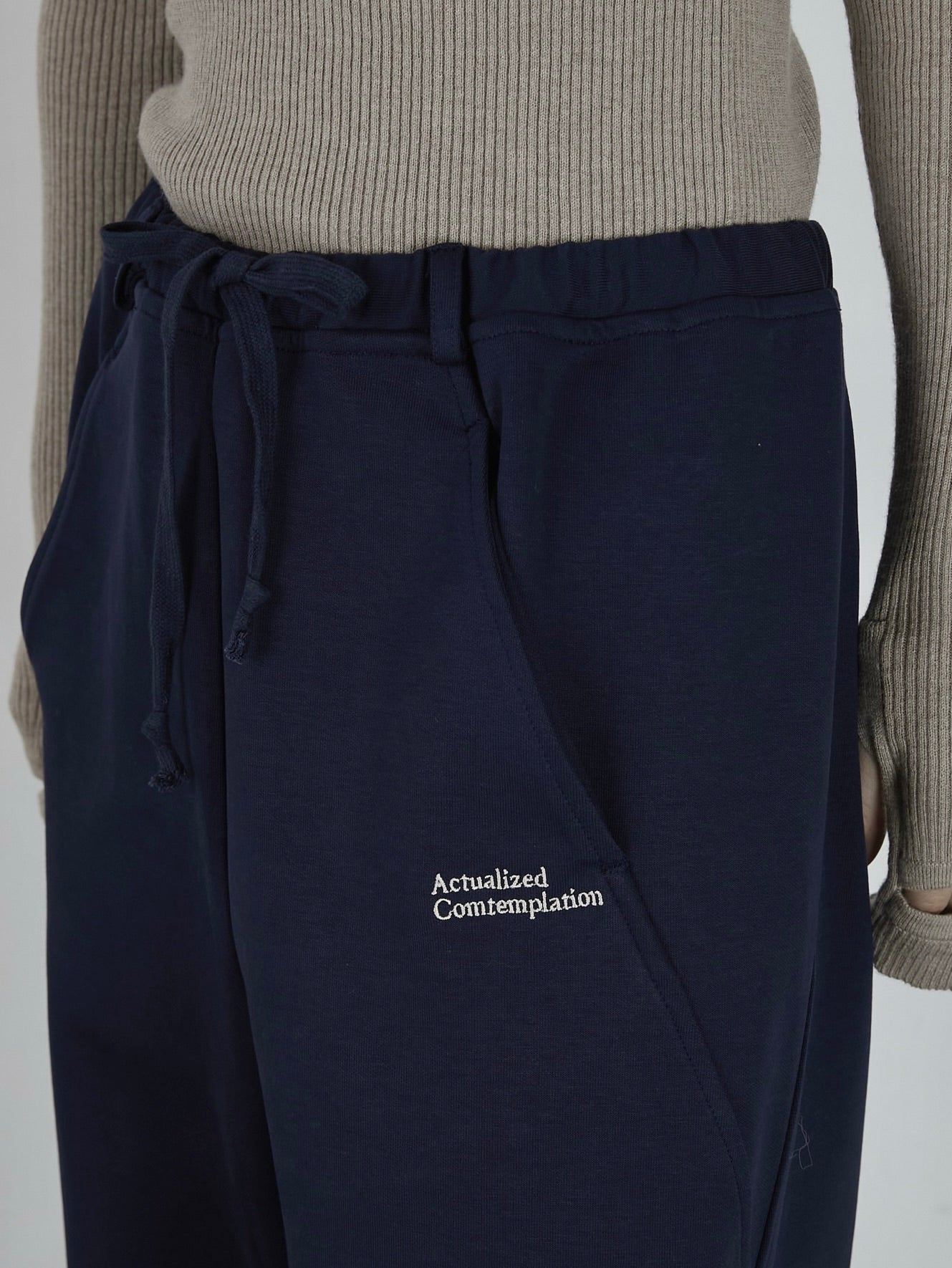 actualized cutwork sweat pants – LA PEAU DE GEM