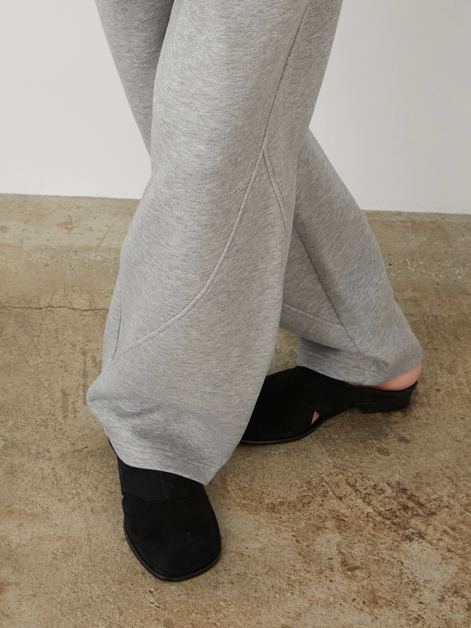 SALE]side hole slip-on(black suede) – LA PEAU DE GEM