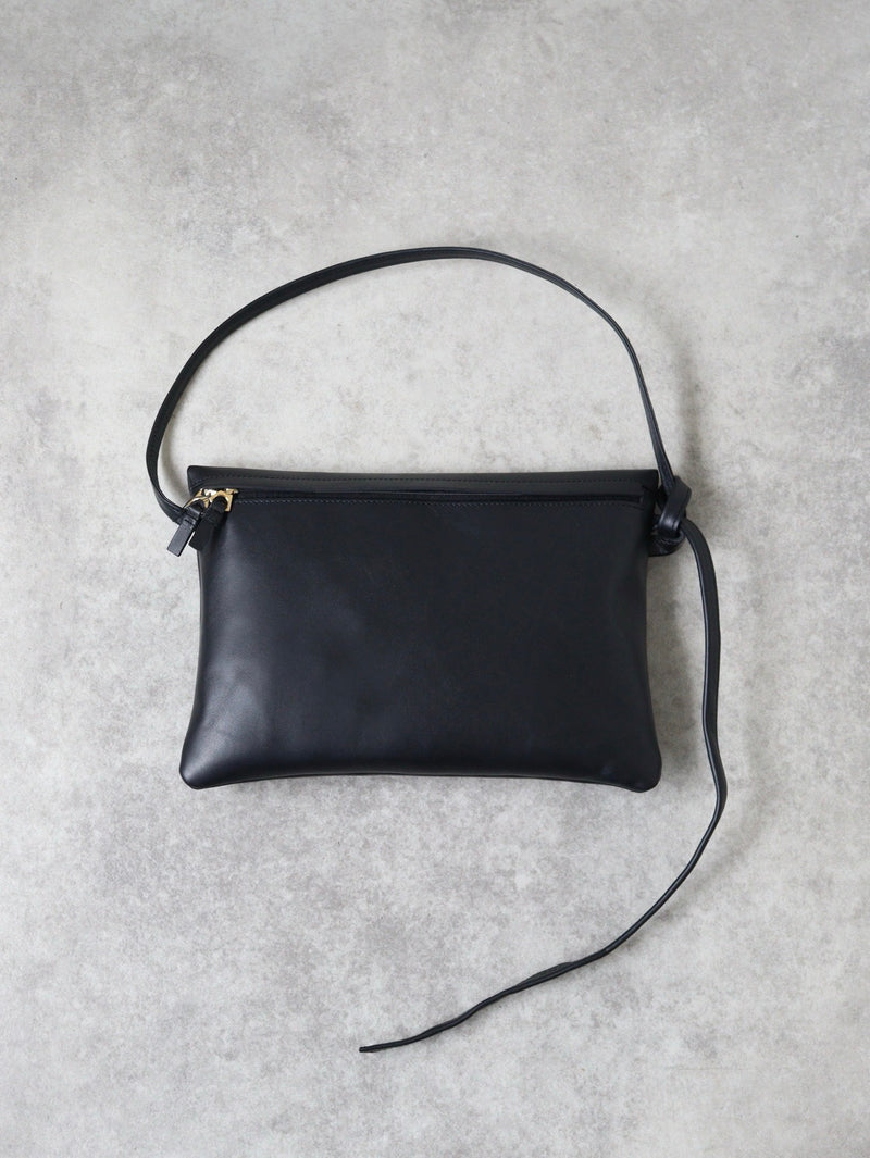 GEM KNOT SHOLDER LEATHER BAG