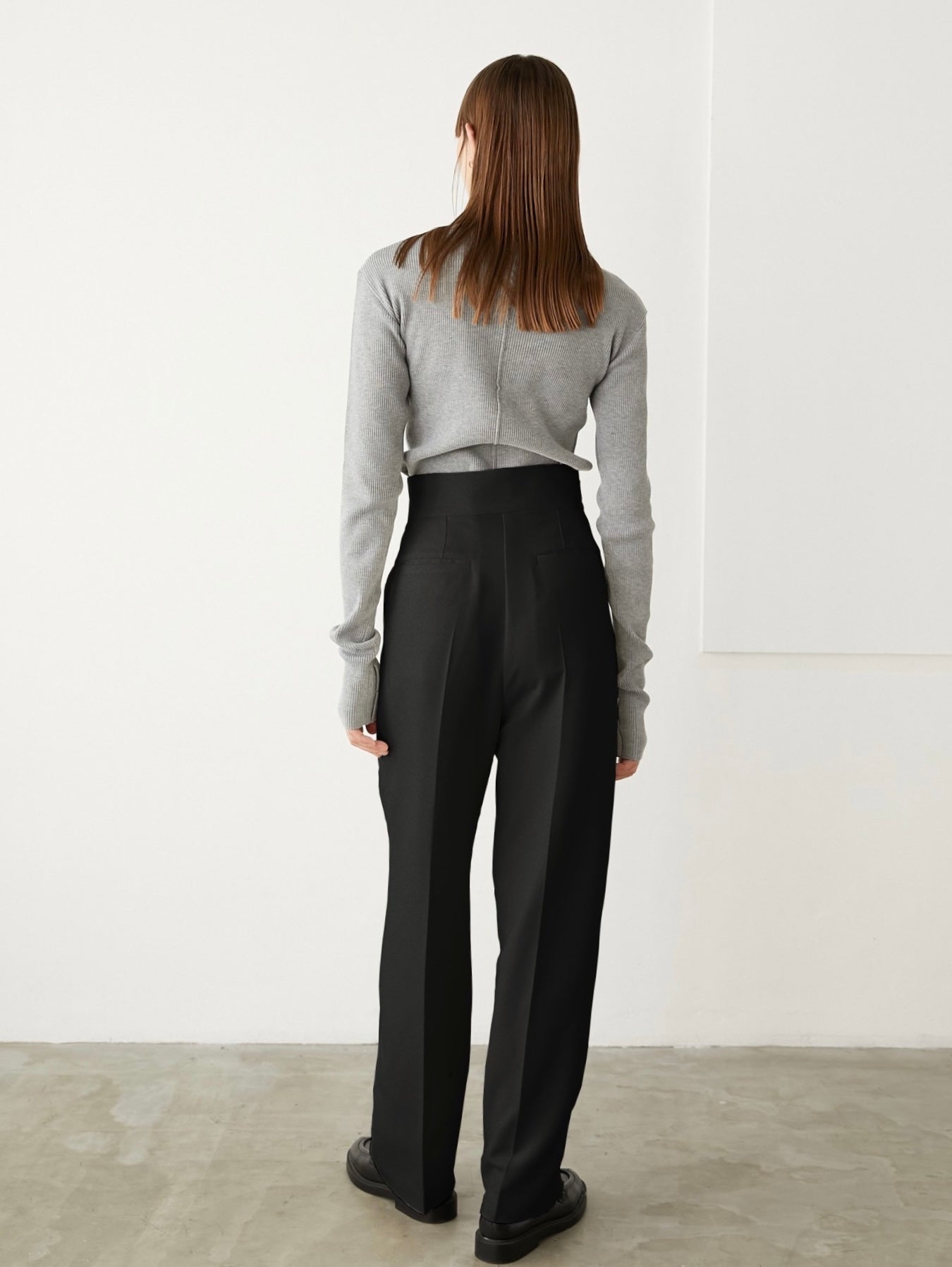 ラポドゥジェム square belt two tuck pants-