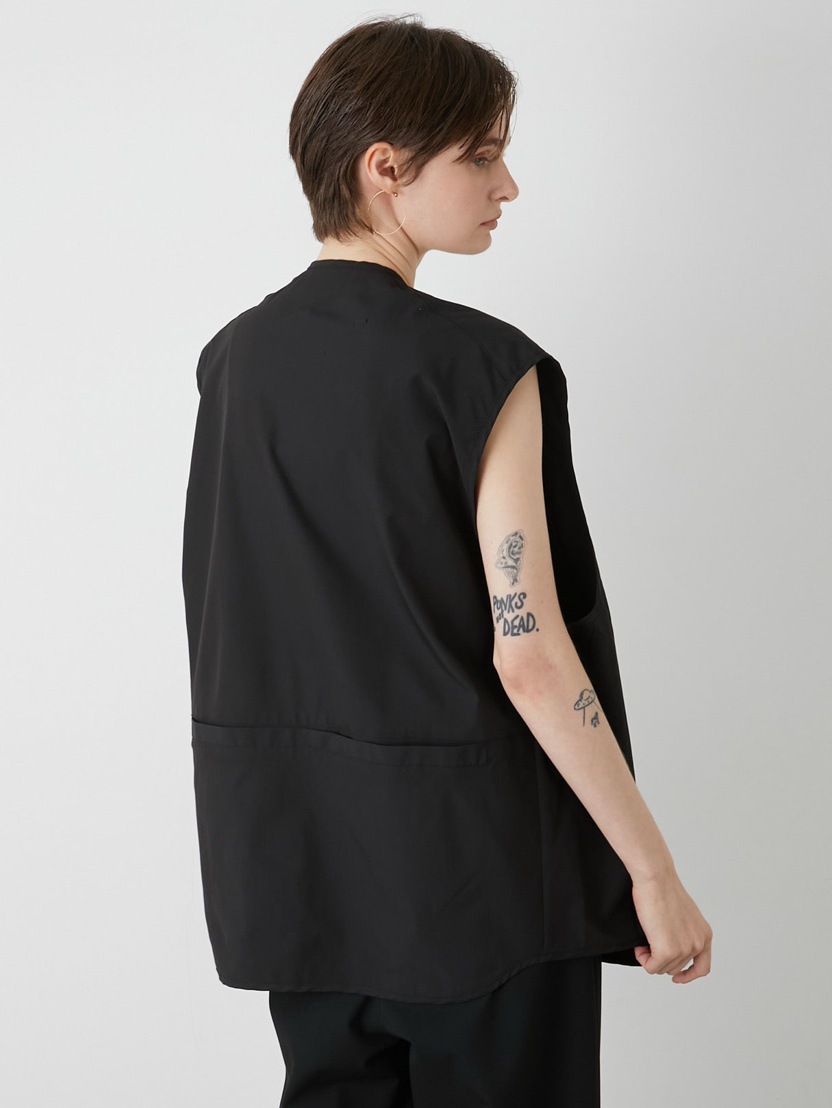 【LA PEAU DE GEM】TECH Padded Vest teck vest – LA PEAU DE GEM