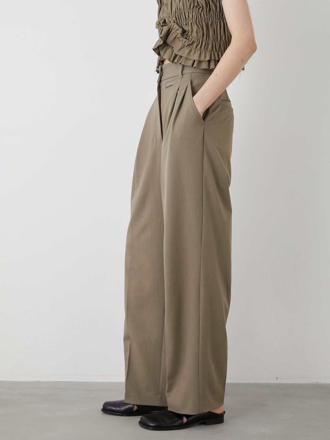 SALE]belt hole slacks – LA PEAU DE GEM