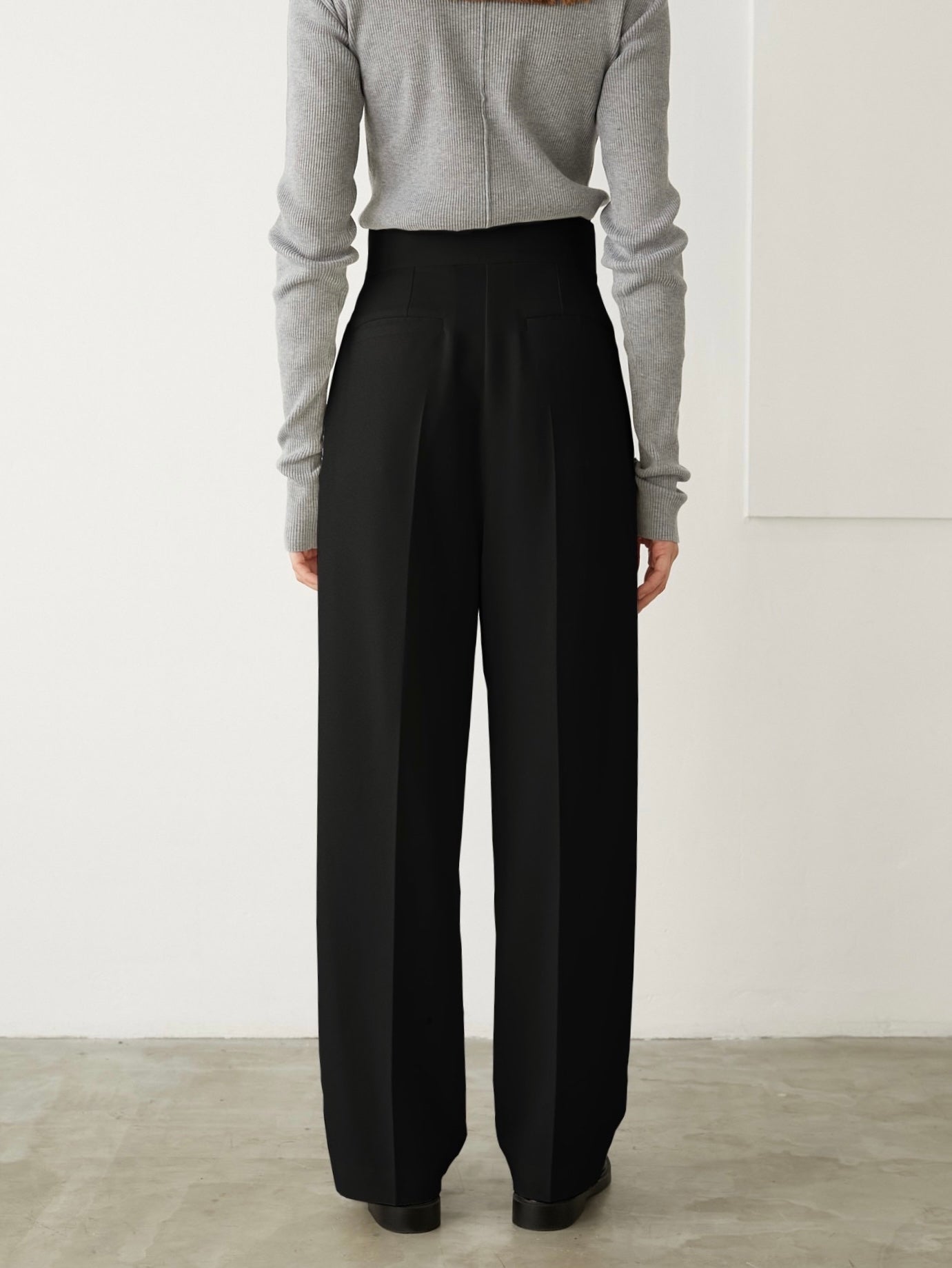 ラポドゥジェム square belt two tuck pants-