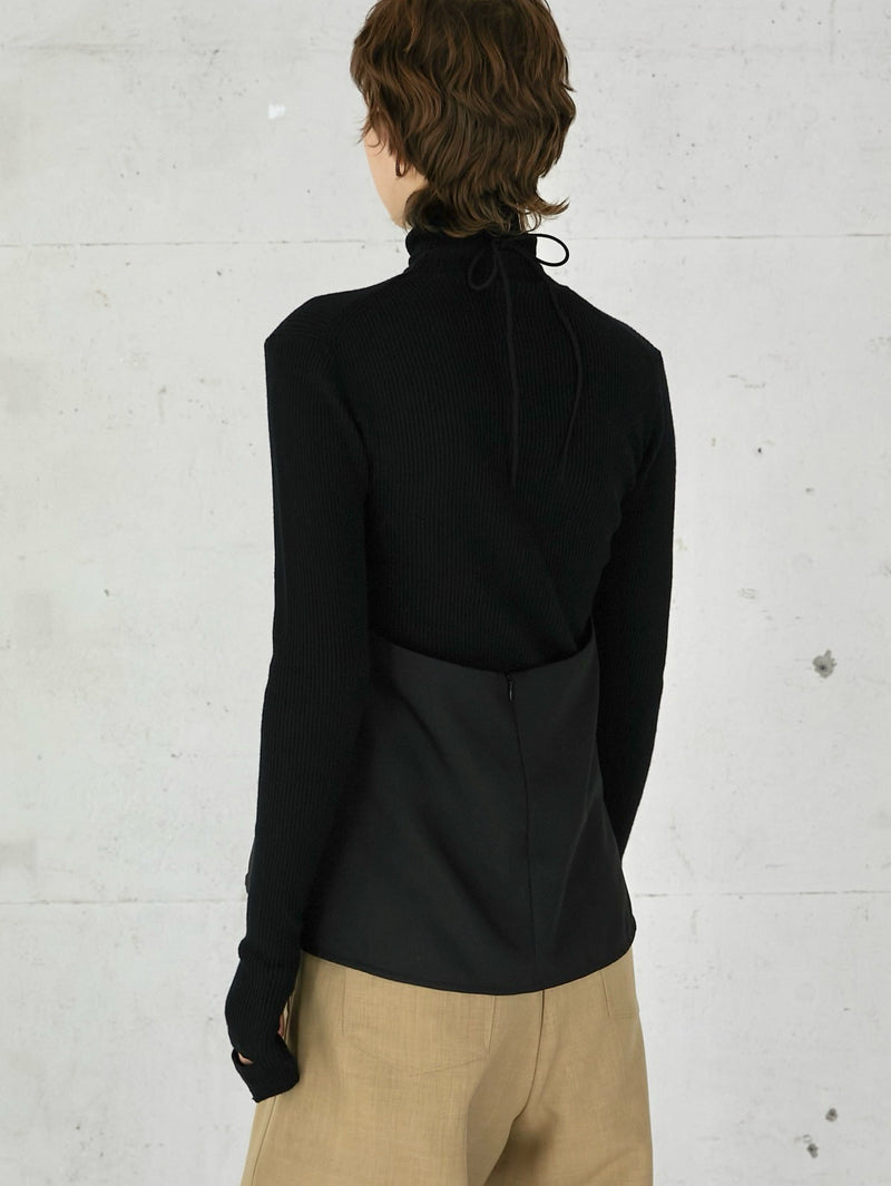 backless halter neck