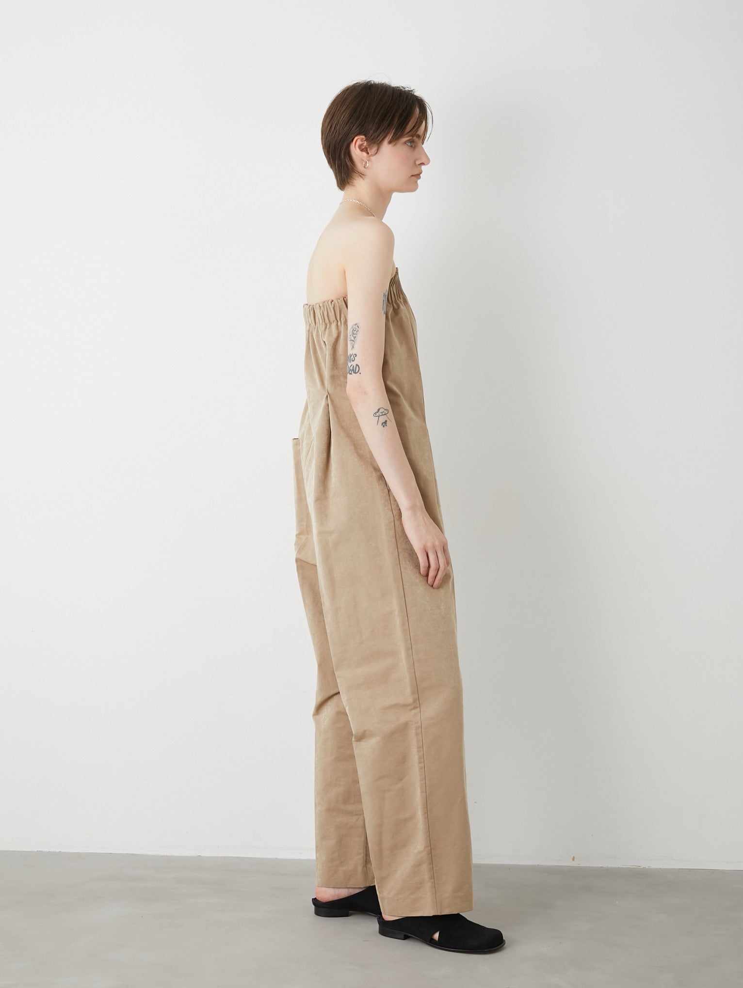 LA PEAU DE GEM】bare top rompers